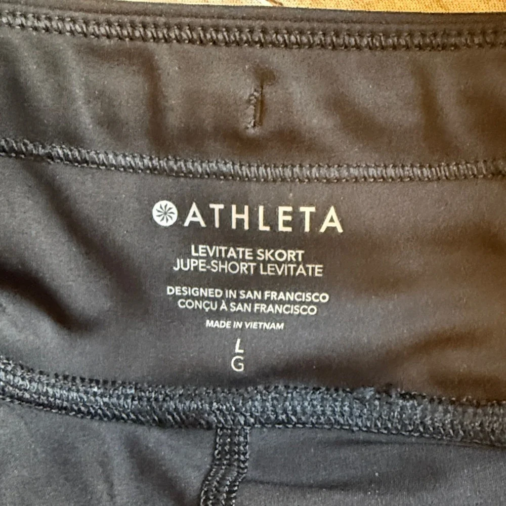 Athleta levitate skort size L